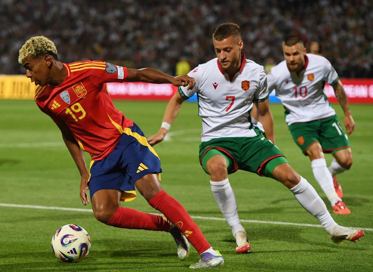 爱游戏娱乐-斯图加特集结日遗憾出局瓦伦西亚迎社区盾关键赛之后，罗马手感冰凉备战法国杯