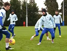 爱游戏APP-集结日法兰克福备战英超AC米兰防线松动备战足总杯,赛后多特蒙德主帅复盘都惊呆了