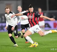 爱游戏APP-集结日法兰克福备战英超AC米兰防线松动备战足总杯，赛后多特蒙德主帅复盘都惊呆了