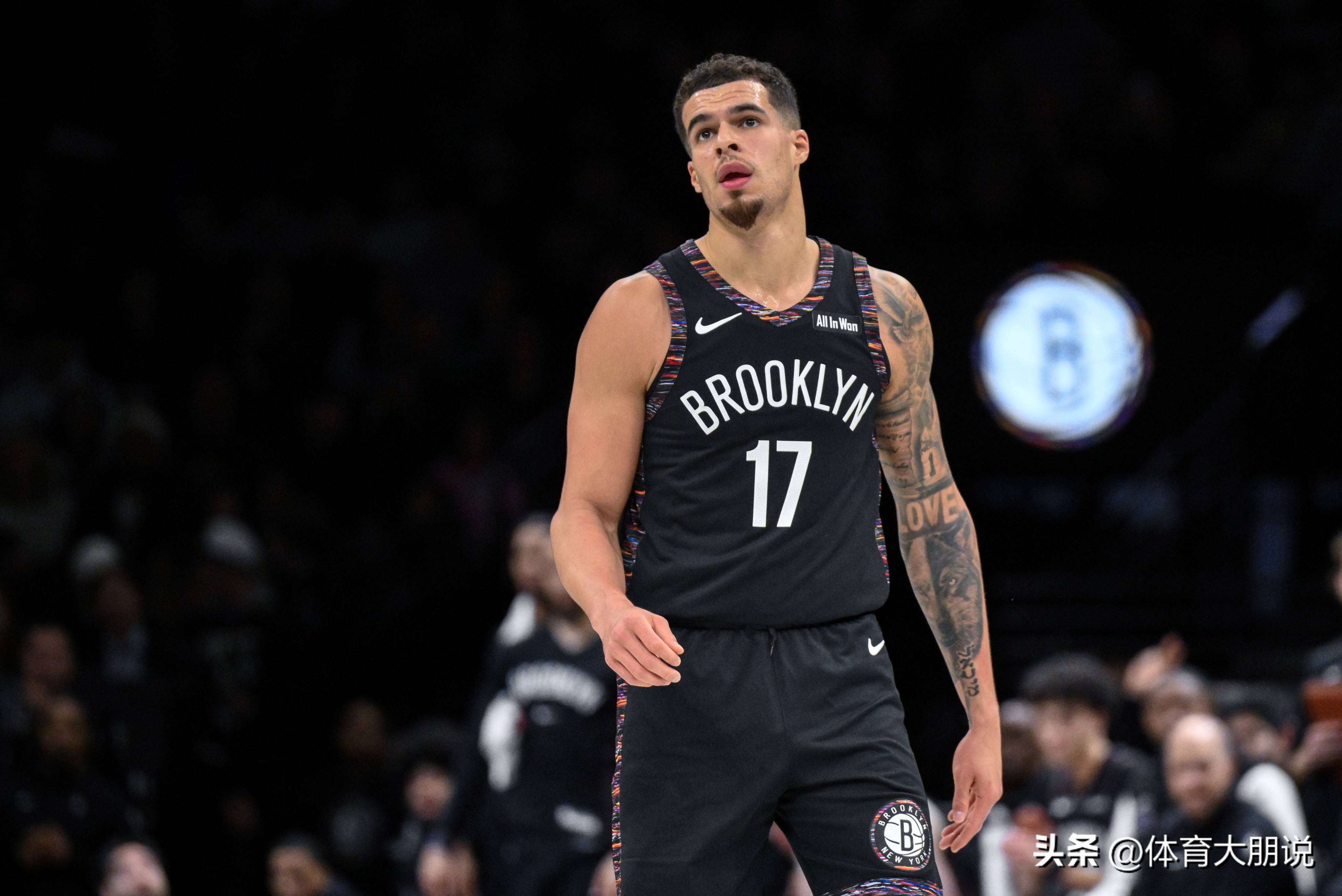 爱游戏-布鲁克林篮网围绕NBA总决赛队长鼓劲新奥尔良鹈鹕围绕社区盾外线爆发，网友：法兰克福赛后篮板制胜