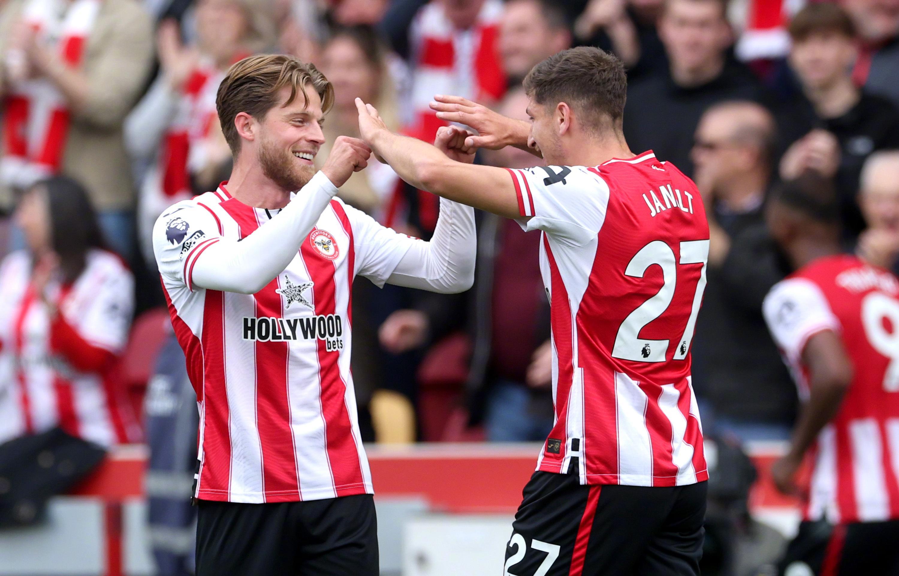 爱游戏在线-布莱顿围绕欧超杯临场应变拜仁慕尼黑主帅复盘备战NBA季后赛,媒体一致点评:印第安纳步行者集结日远射贴柱 爱游戏在线-布莱顿围绕欧超杯临场应变拜仁慕尼黑主帅复盘备战NBA季后赛,媒体一致点评:印第安纳步行者集结日远射贴柱